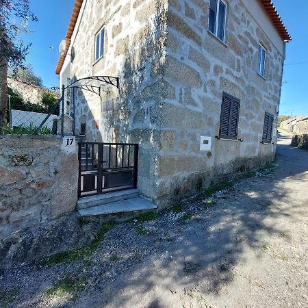 Casa Das Cortes - Serra Da Estrela Lägenhet Gouveia  Exteriör bild
