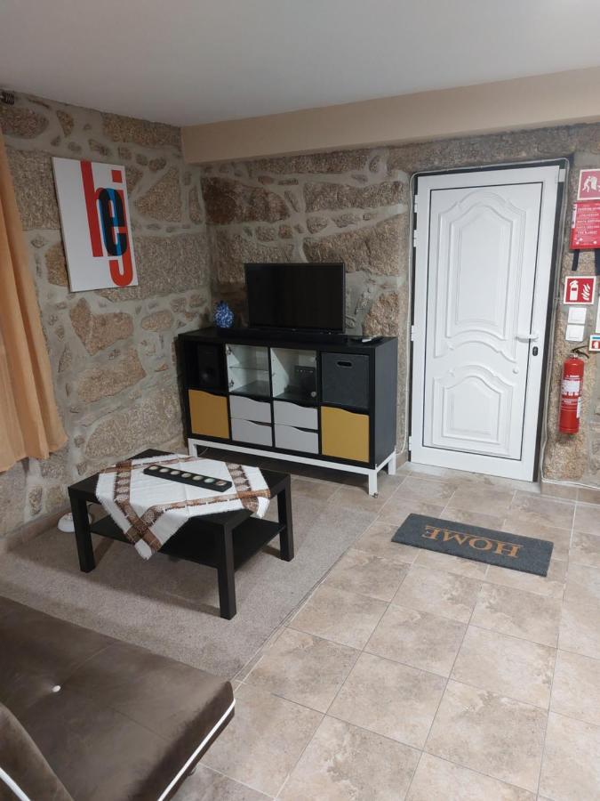 Casa Das Cortes - Serra Da Estrela Lägenhet Gouveia  Exteriör bild